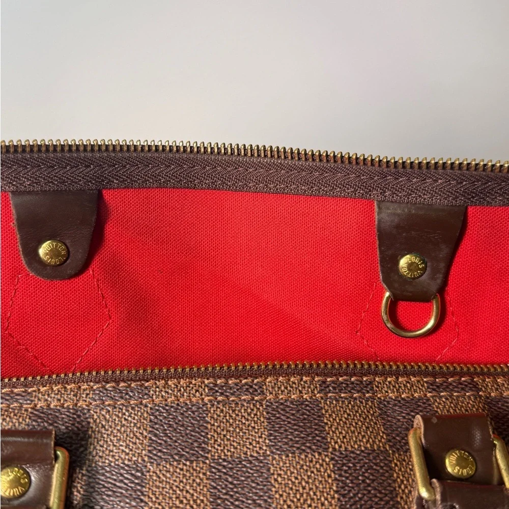 Louis Vuitton Speedy 35 in Damier Ébène